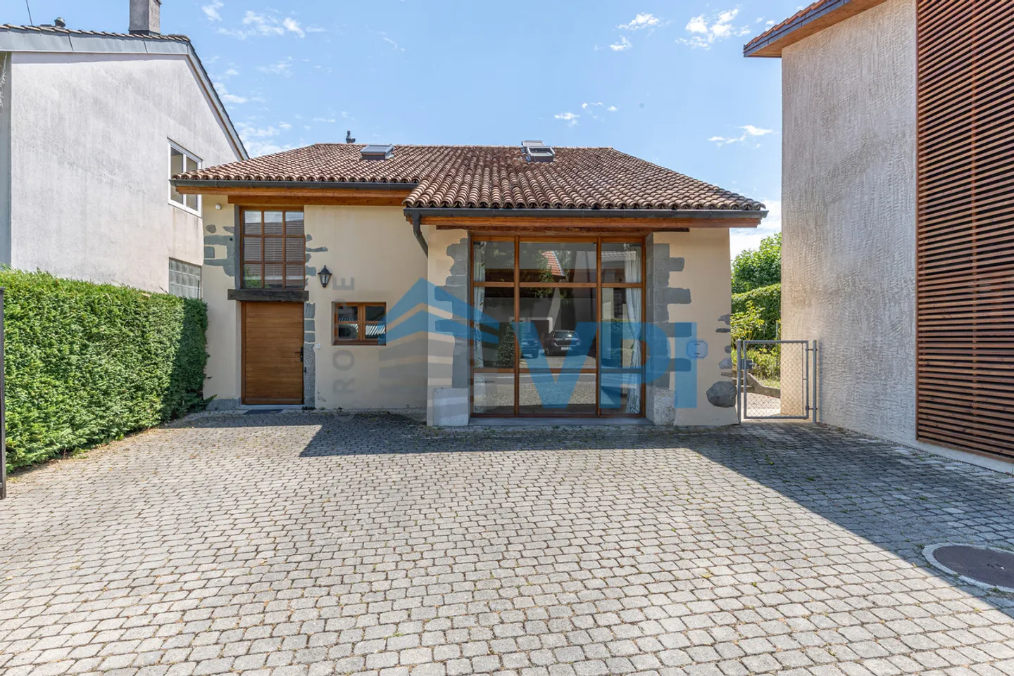 Incantevole Casa di Villaggio a Perly - Foto 2 di 15