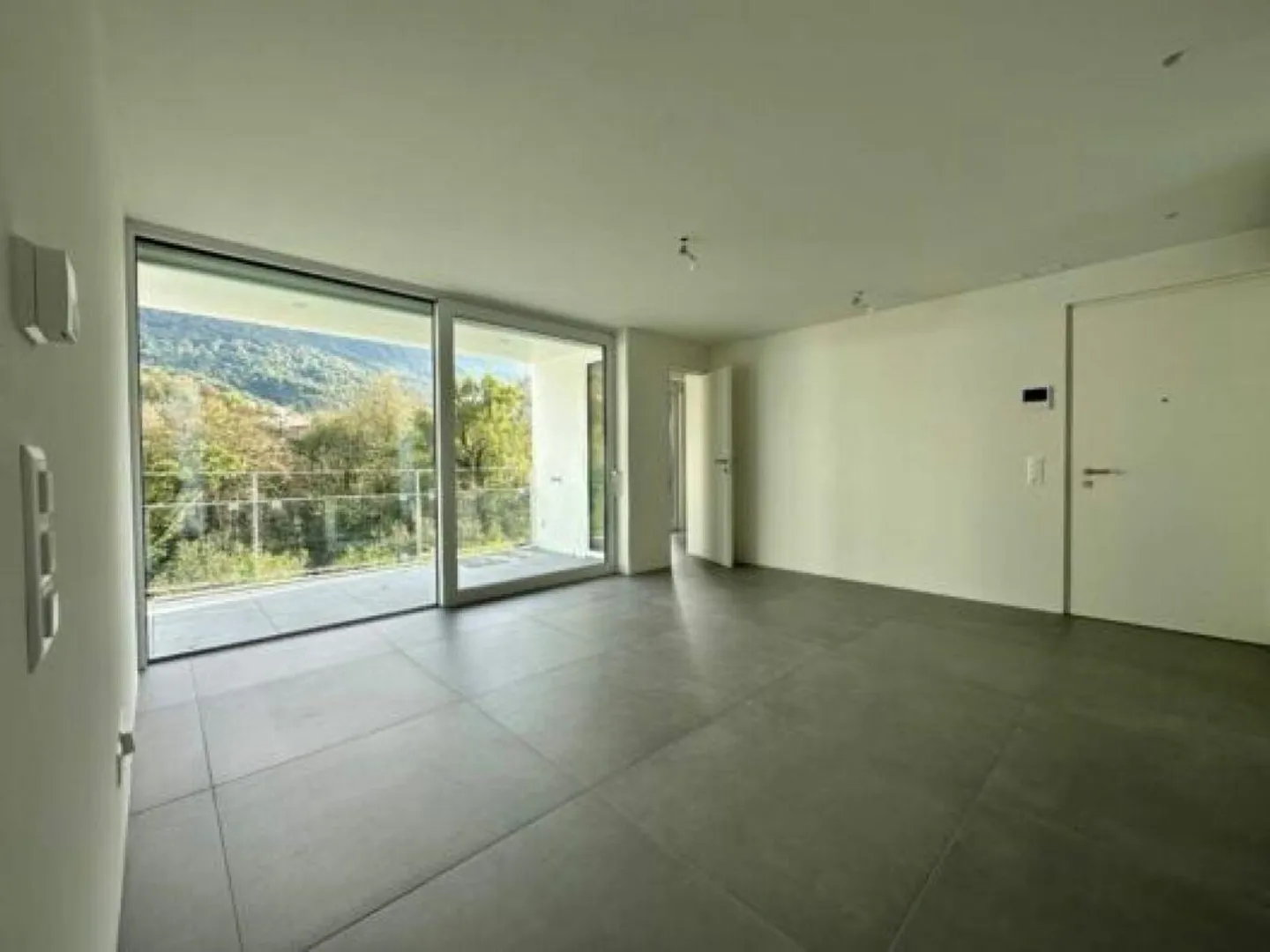 DINO - NUOVI E MODERNI APPARTAMENTI DI 2,5 STANZE A SOLO POCHI MINUTI DALLA CITTÀ - Foto 1 di 12