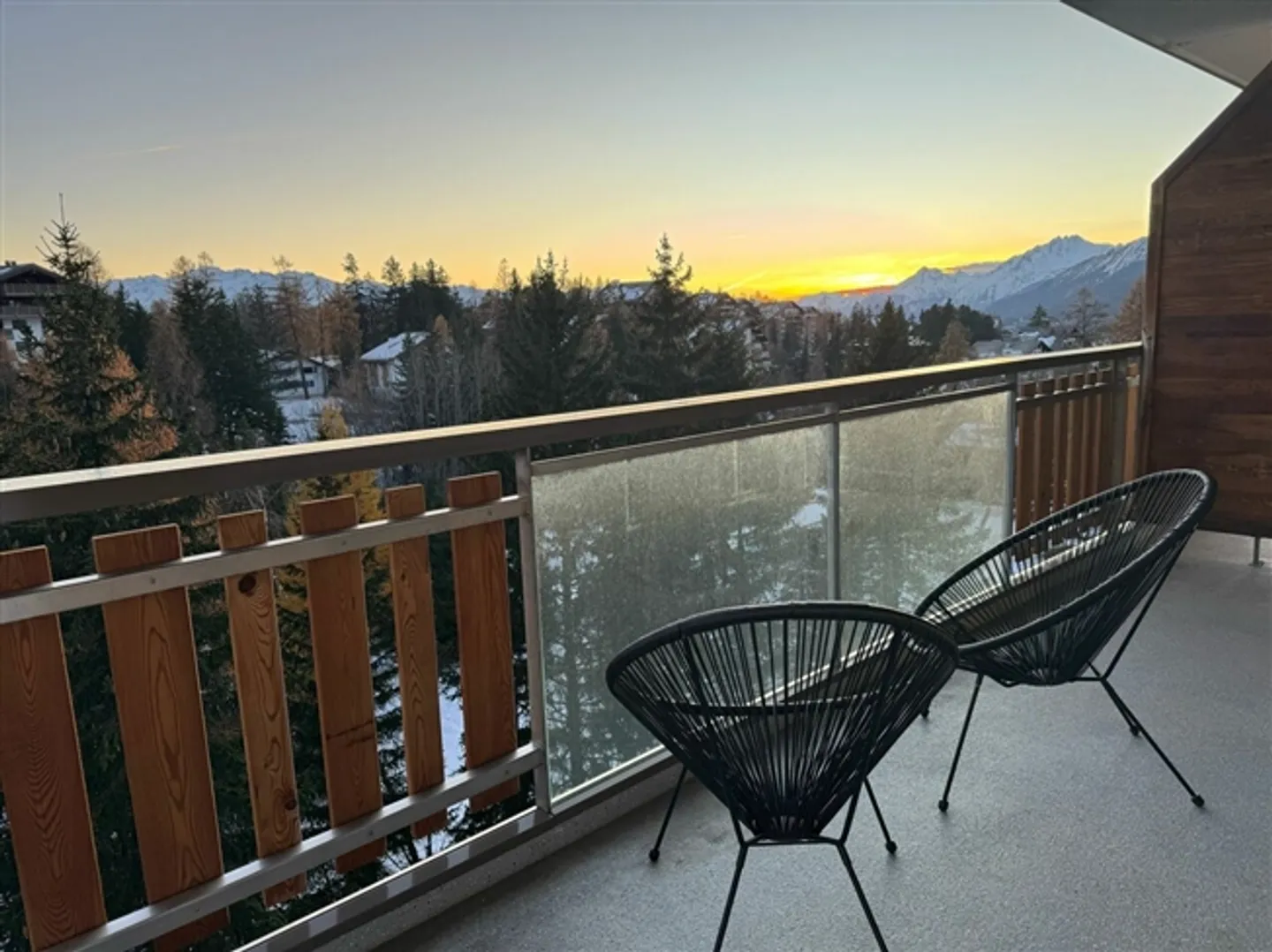 «4 Room apartment» - Foto 1 von 11