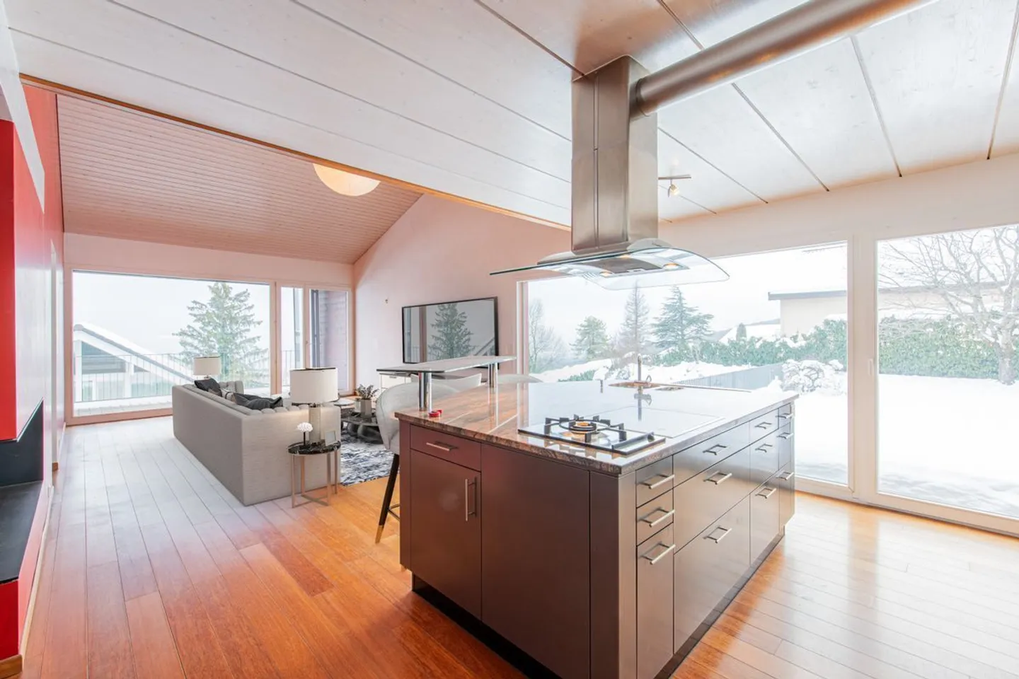 BASSINS - VILLA UNIQUE - Photo 8 sur 13