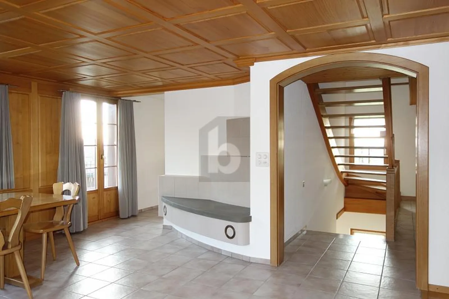 Single house for rent - Photo 3 of 6