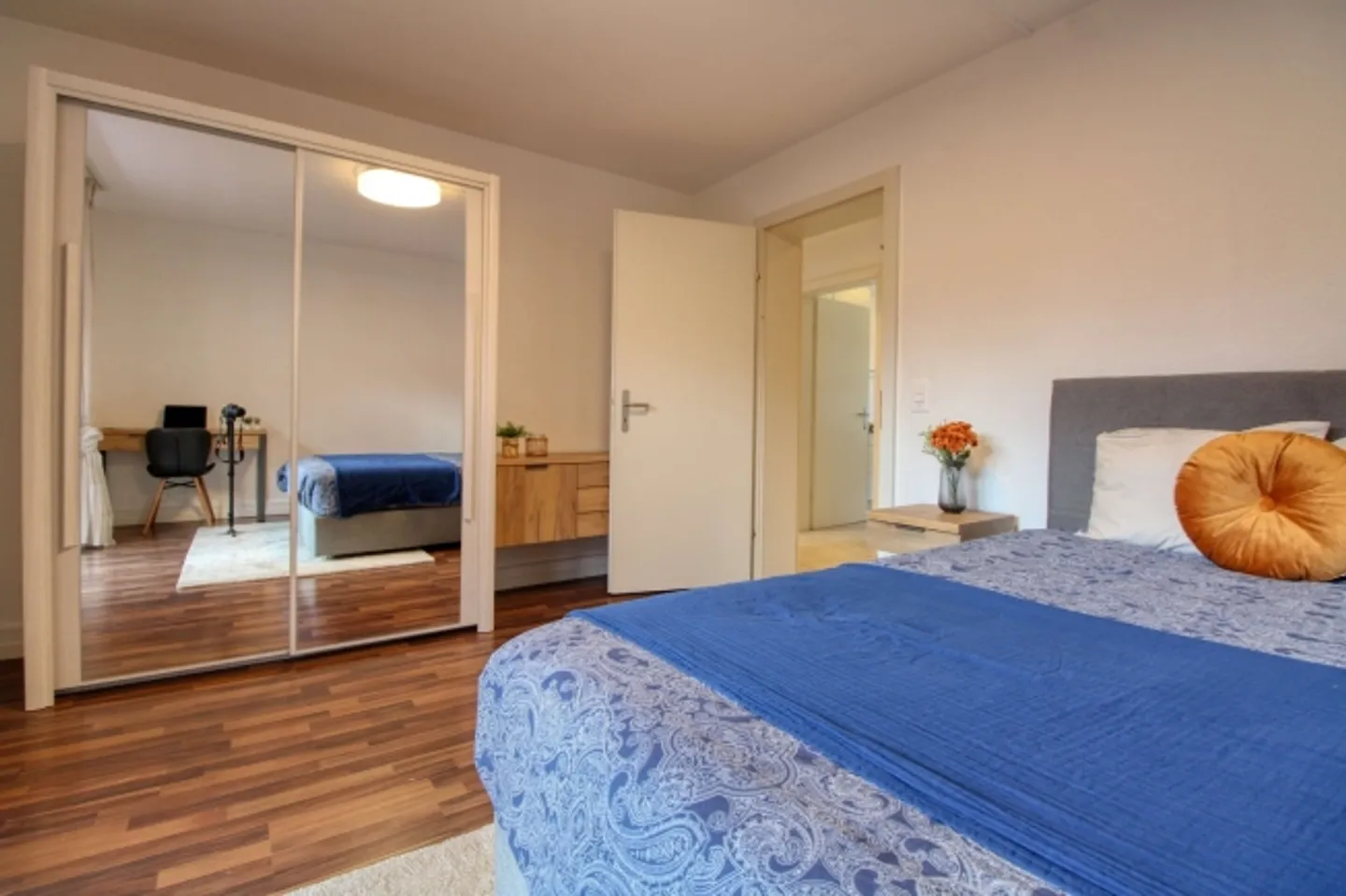 Apartment for rent - Photo 5 of 9