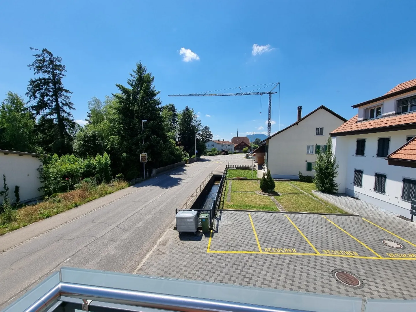 Modernes Einfamilienhaus mit Garten - Foto 11 von 12