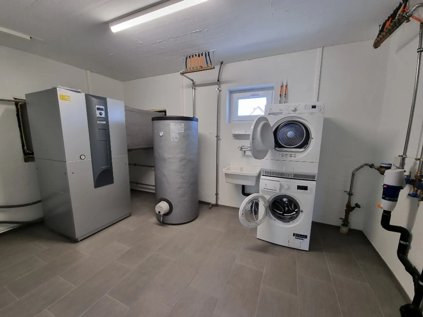 Modernes Einfamilienhaus mit Garten - Foto 12 von 12