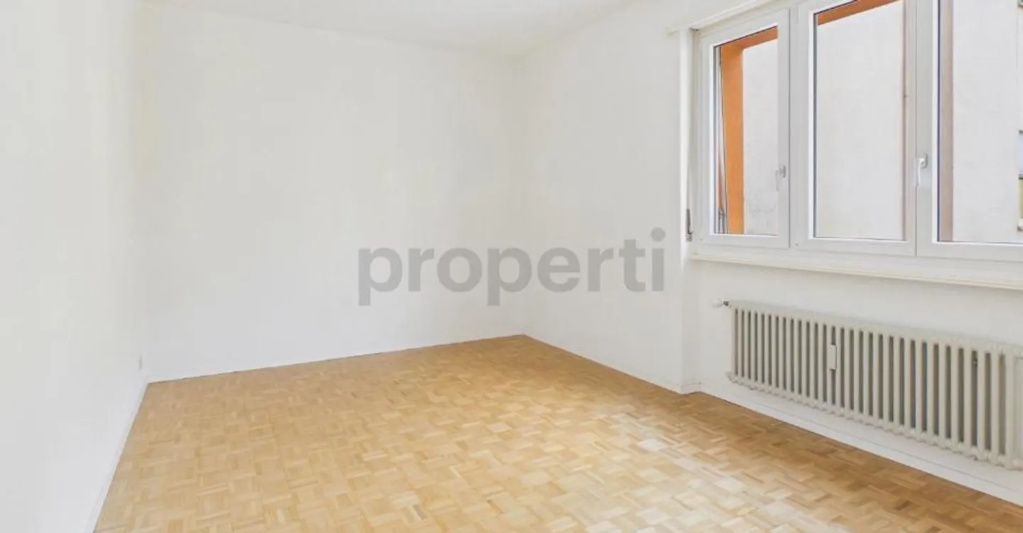 Élégant appartement rénové avec balcon - Foto 6 di 11