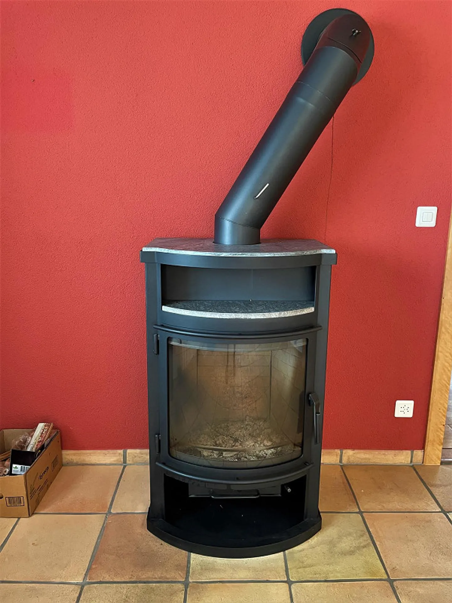 Cozy Single-Family Home with Pool and Plenty of Surroundings - Photo 7 of 13