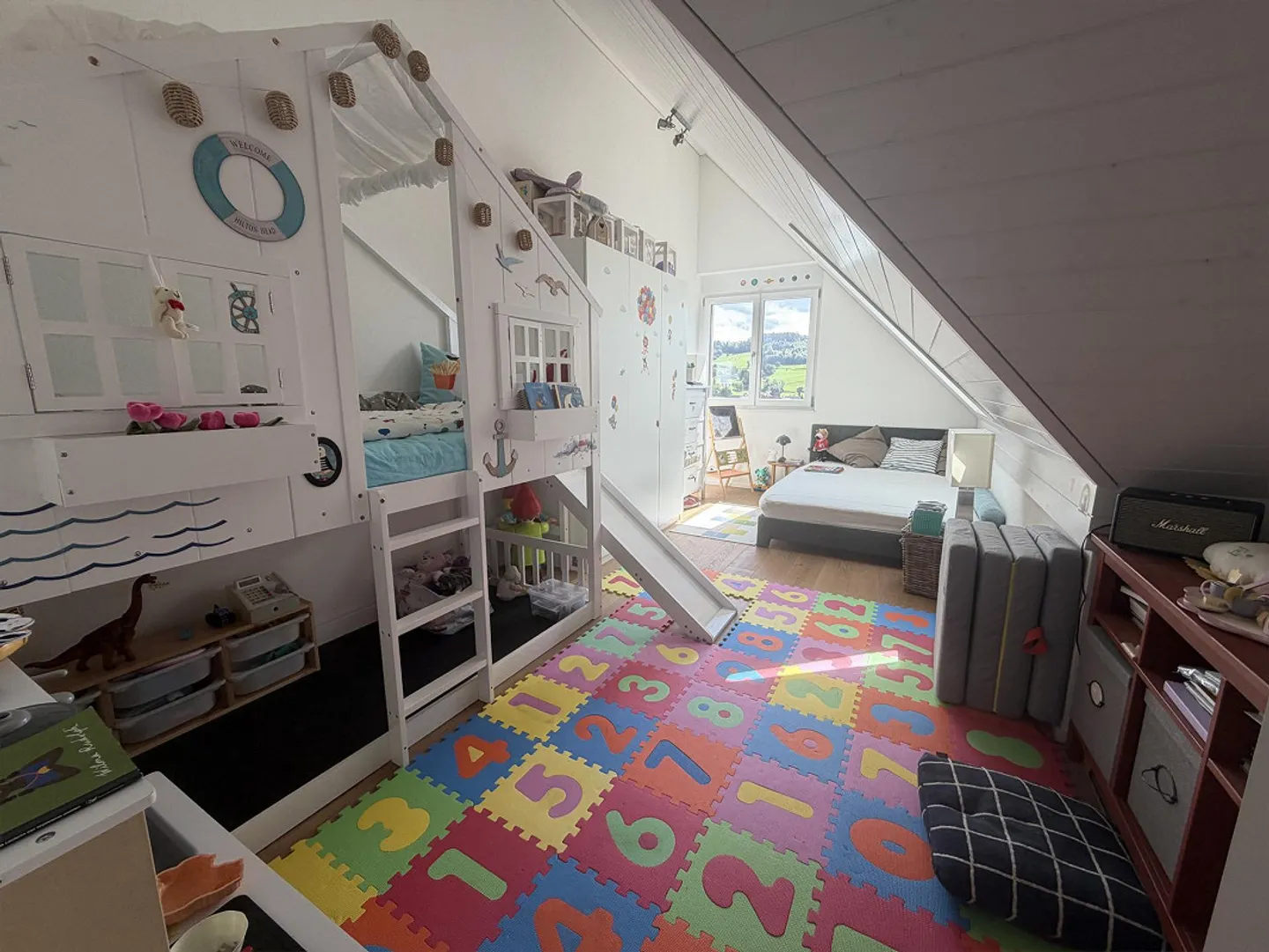 Grosszügige 5.5-Zimmer-Maisonette - Foto 8 von 9