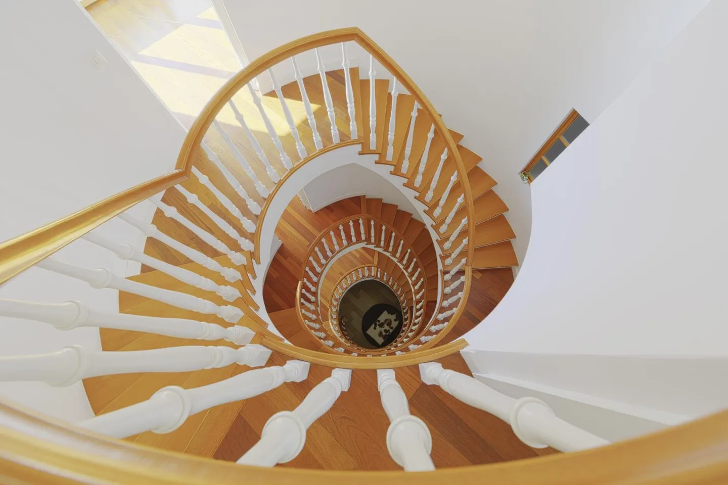 9-Zimmer Reihenhaus - Foto 7 von 7