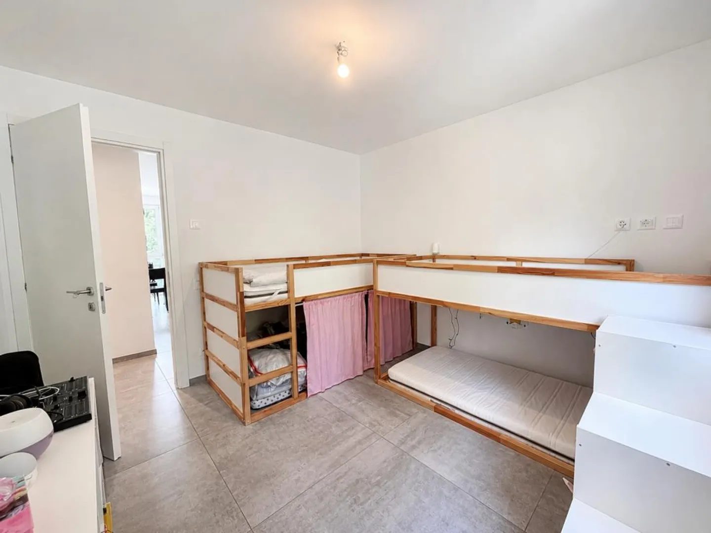4.5-room apartment immersed in greenery - Photo 9 of 15