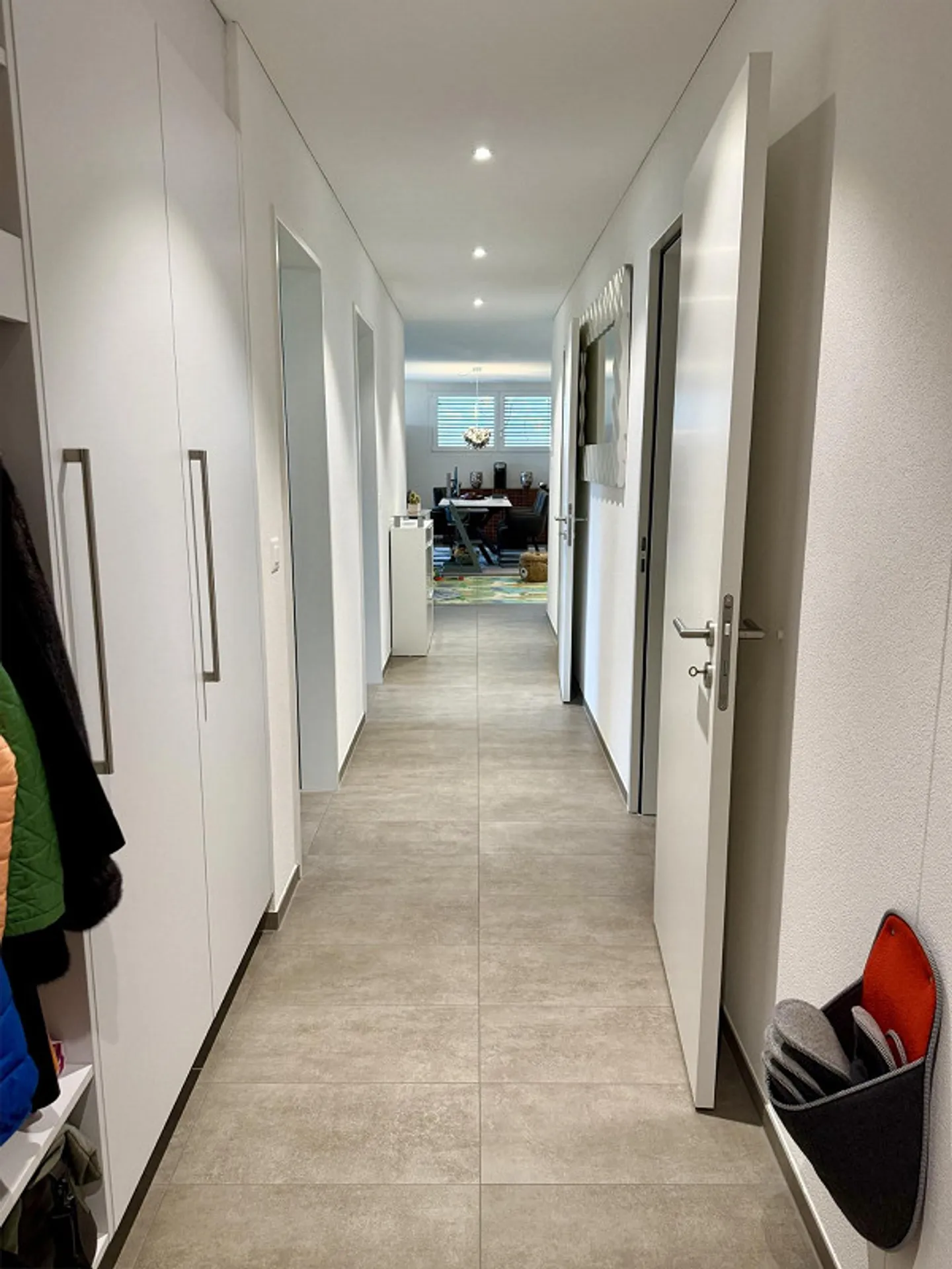 Modern & Bright 3.5 Room Apartment with Small Garden (104m2) - Photo 5 of 19