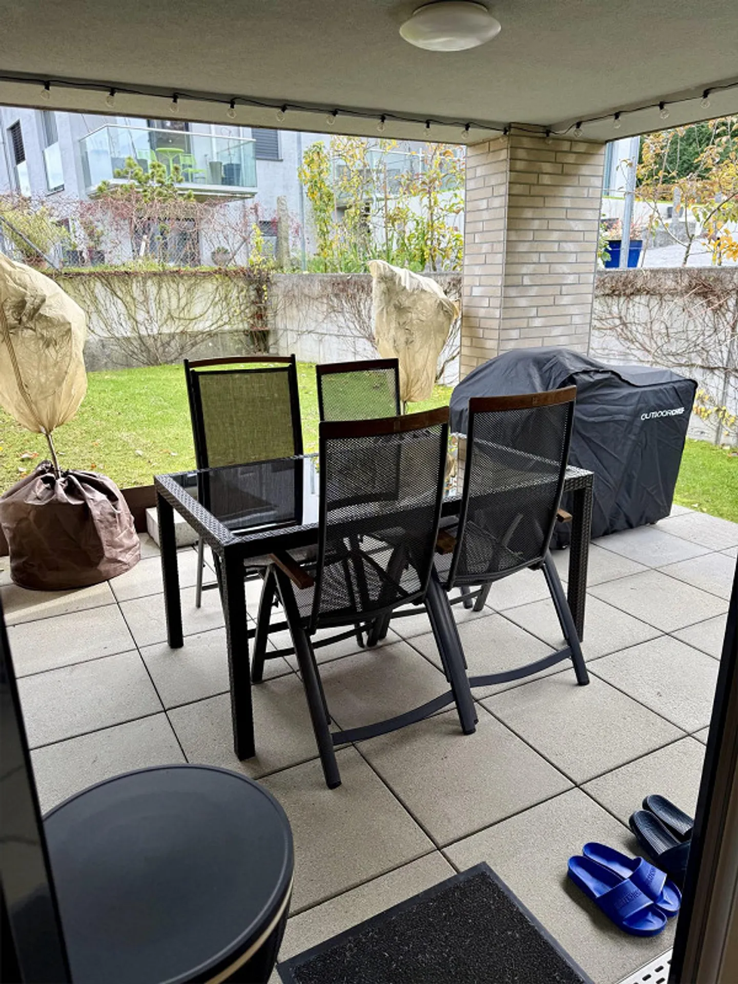 Modern & Bright 3.5 Room Apartment with Small Garden (104m2) - Photo 7 of 19