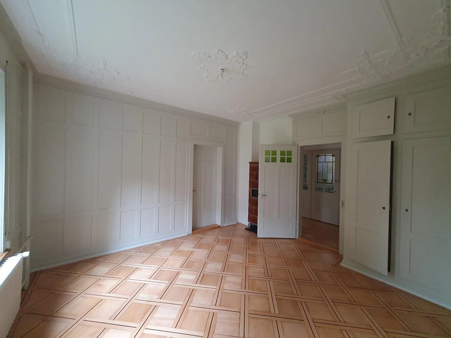 Maison Art Nouveau attrayante avec 5 appartements - Photo 5 sur 13