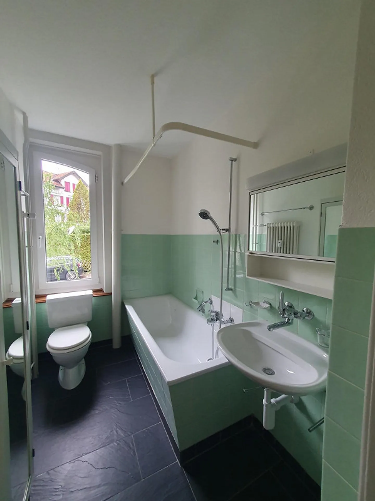 Maison Art Nouveau attrayante avec 5 appartements - Photo 8 sur 13