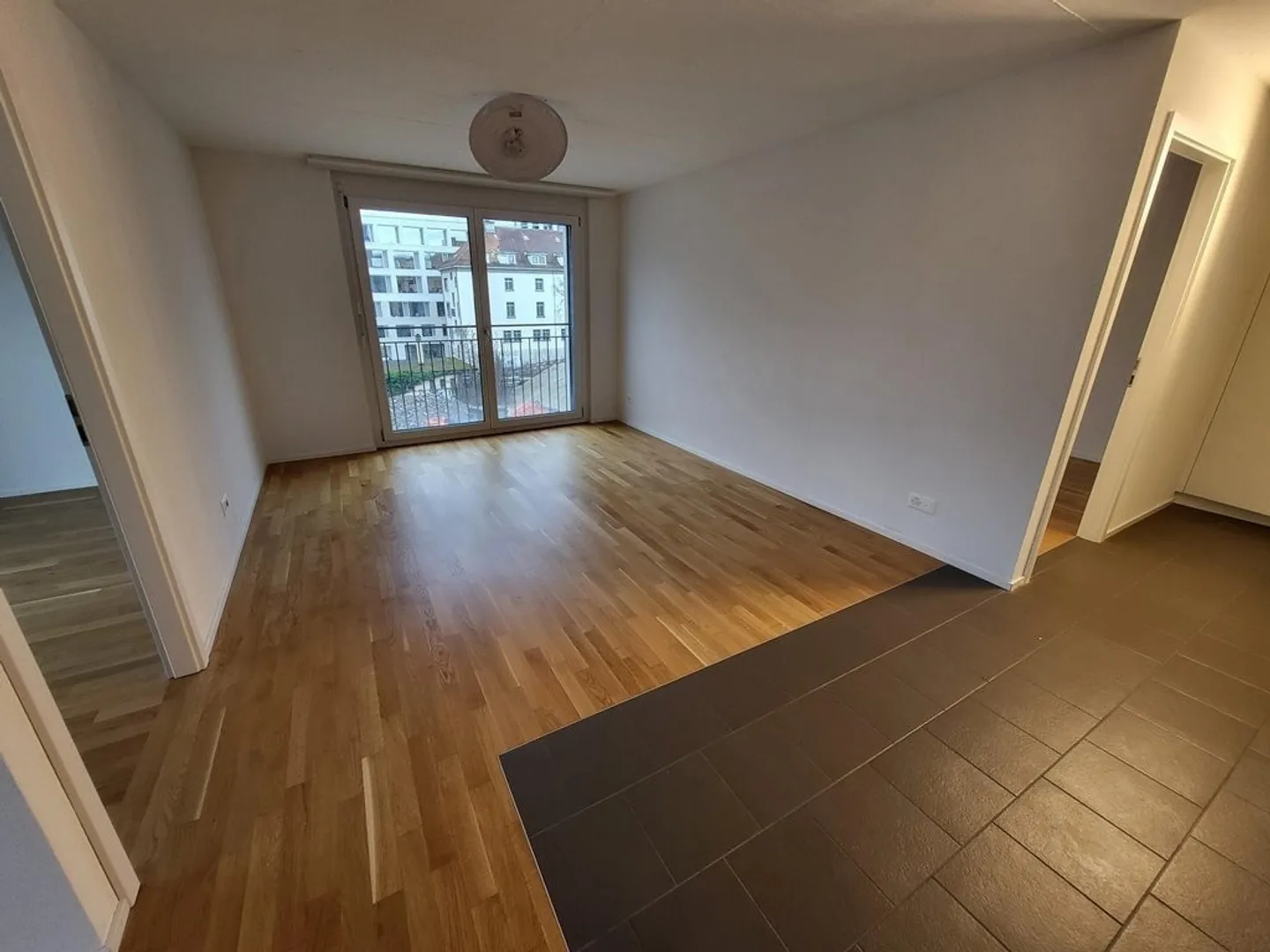 To seize! Sublime accommodation in the Arsenaux district! - Photo 3 of 7