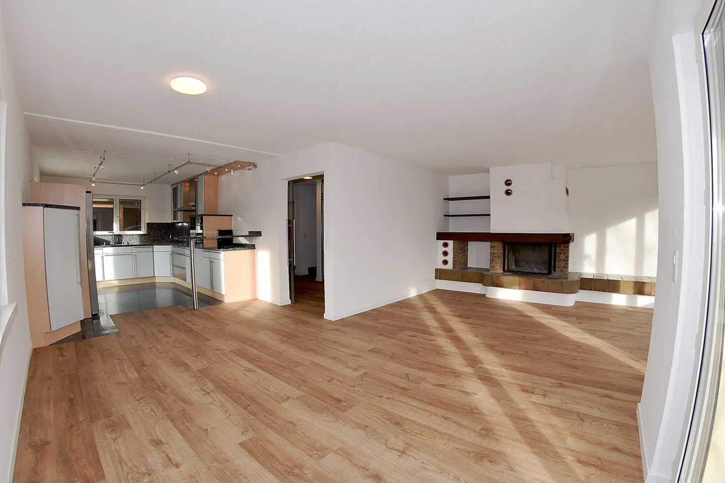 Casa singola in affitto - Foto 6 di 14