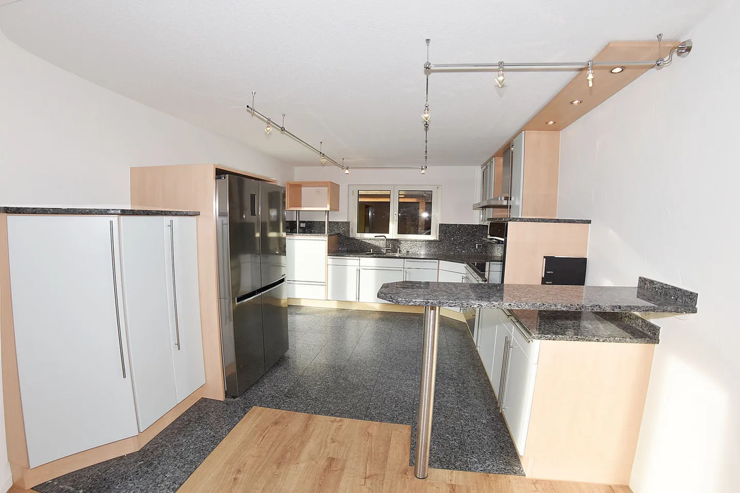 Casa singola in affitto - Foto 7 di 14