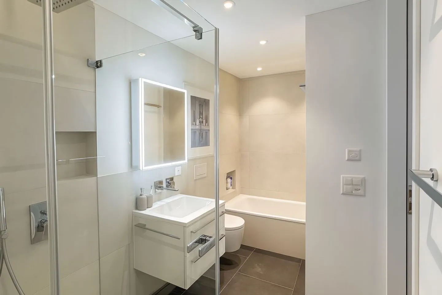 Appartement à louer - Photo 3 sur 11