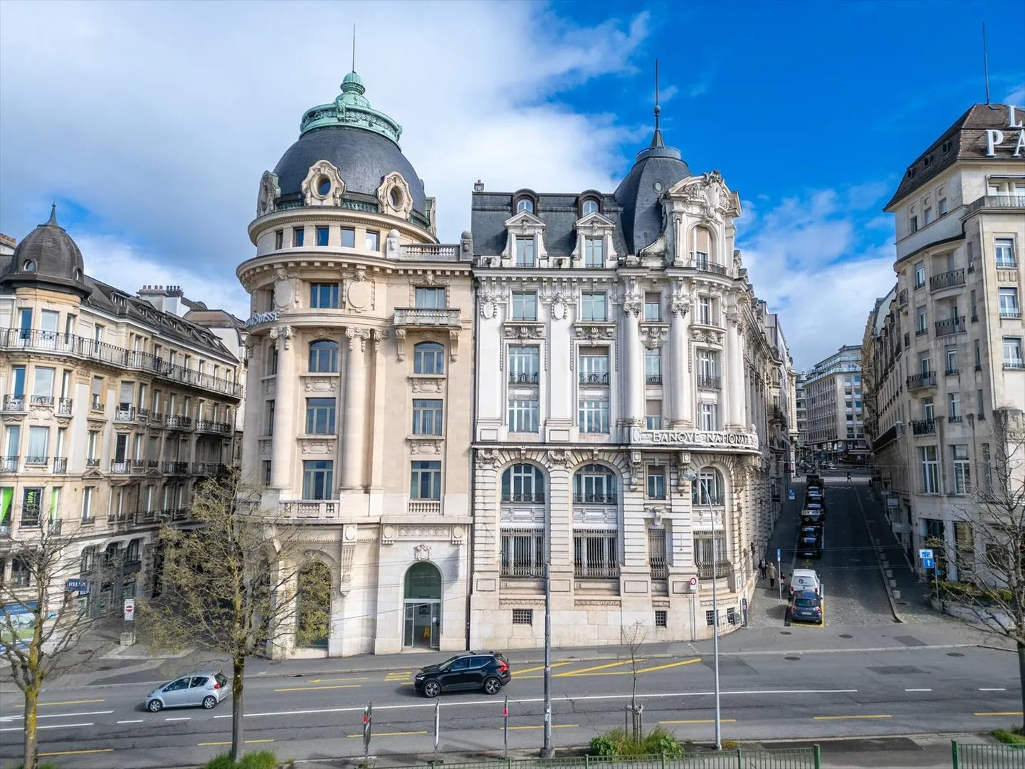 Unique surface in downtown of 517 m2 in arcade - Photo 1 of 6