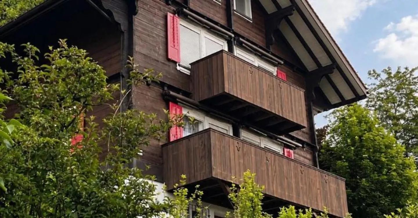 Casa Incantevole in Stile Chalet, Circondata dalla Natura e con Bellissime Viste - Foto 1 di 10