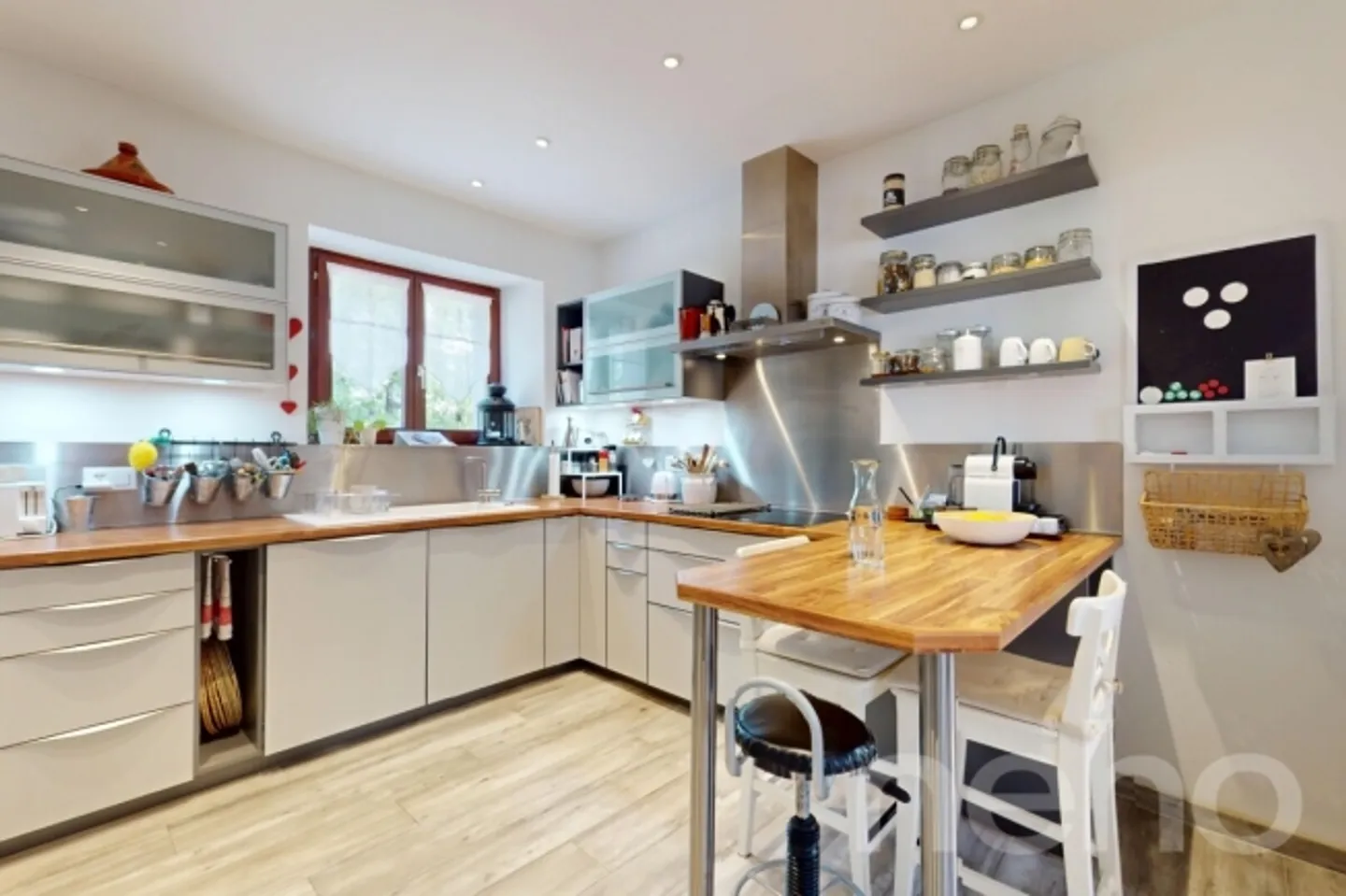Renovated income property in Saint-Imier - Photo 5 of 12