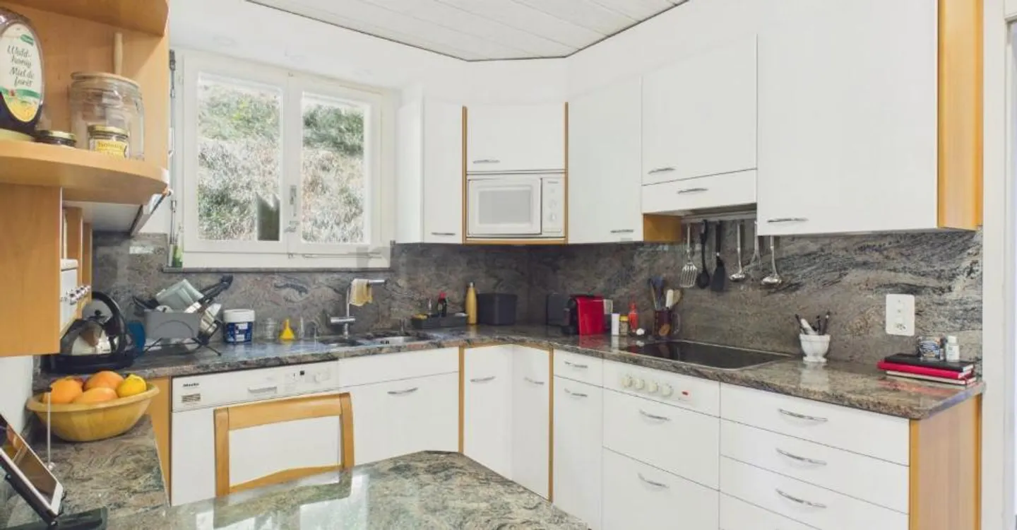 Casa Incantevole in Stile Chalet, Circondata dalla Natura e con Bellissime Viste - Foto 7 di 10