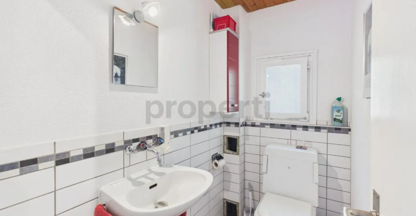 Casa Incantevole in Stile Chalet, Circondata dalla Natura e con Bellissime Viste - Foto 8 di 10