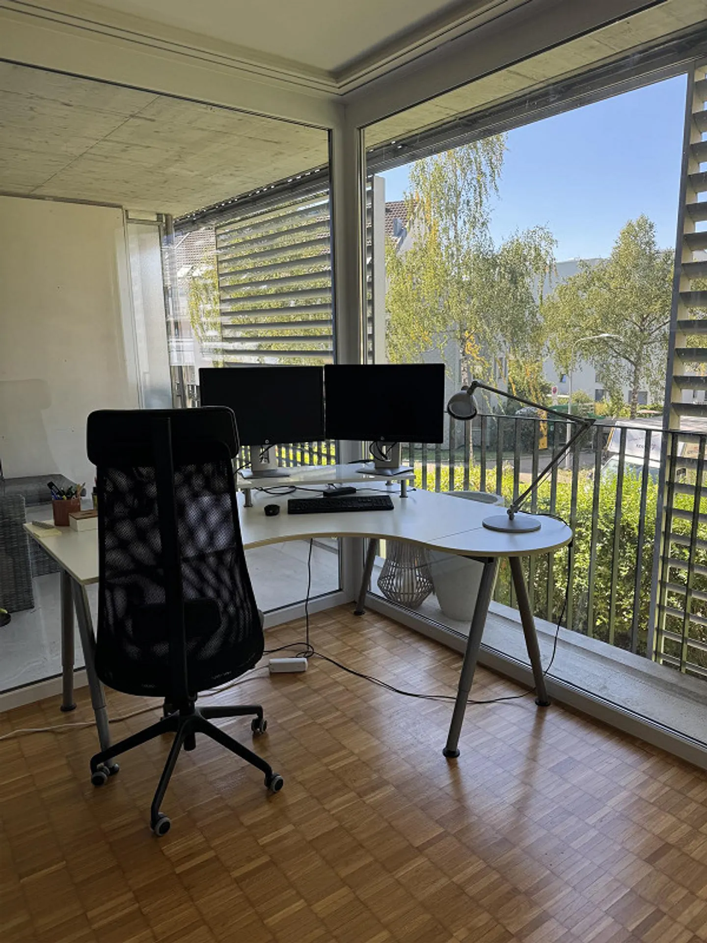 Appartamento luminoso e moderno di 2,5 stanze arredato a Zurigo-Seebach - Foto 7 di 8