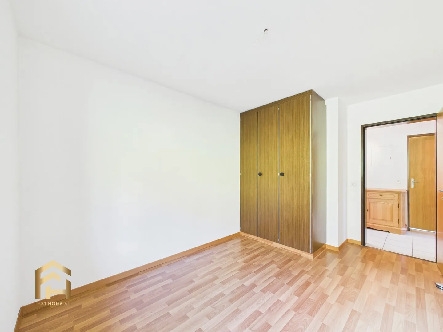 Quiet 5.5-room apartment with great view, garden plot and garage - Photo 9 of 13