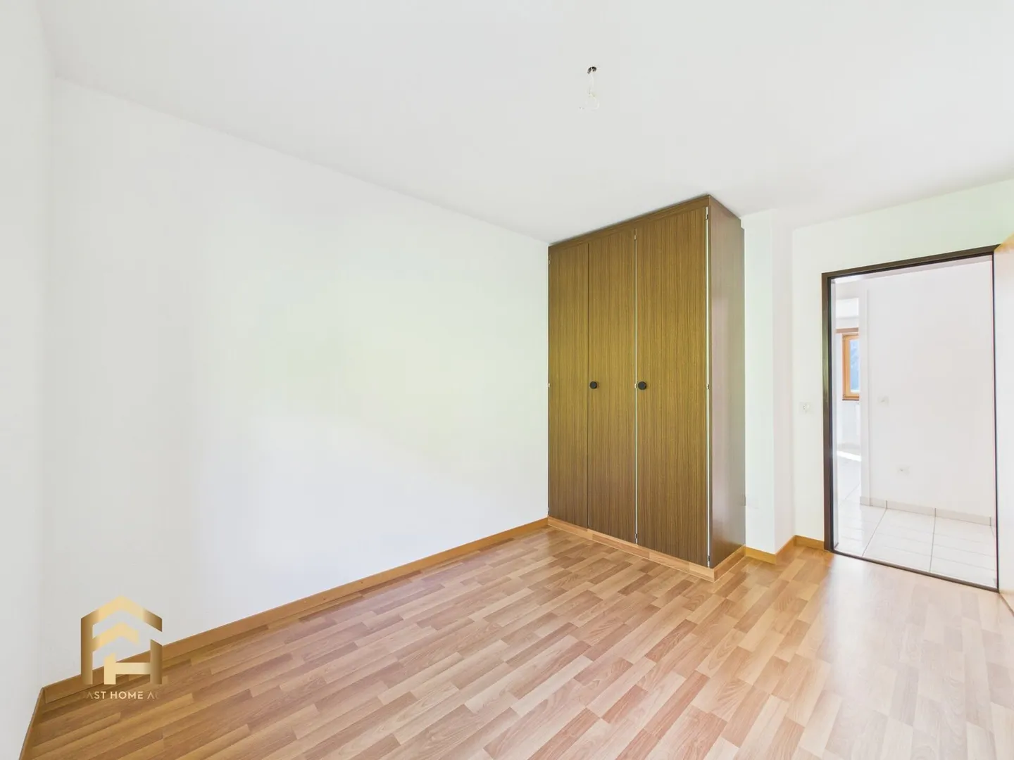 Quiet 5.5-room apartment with great view, garden plot and garage - Photo 10 of 13