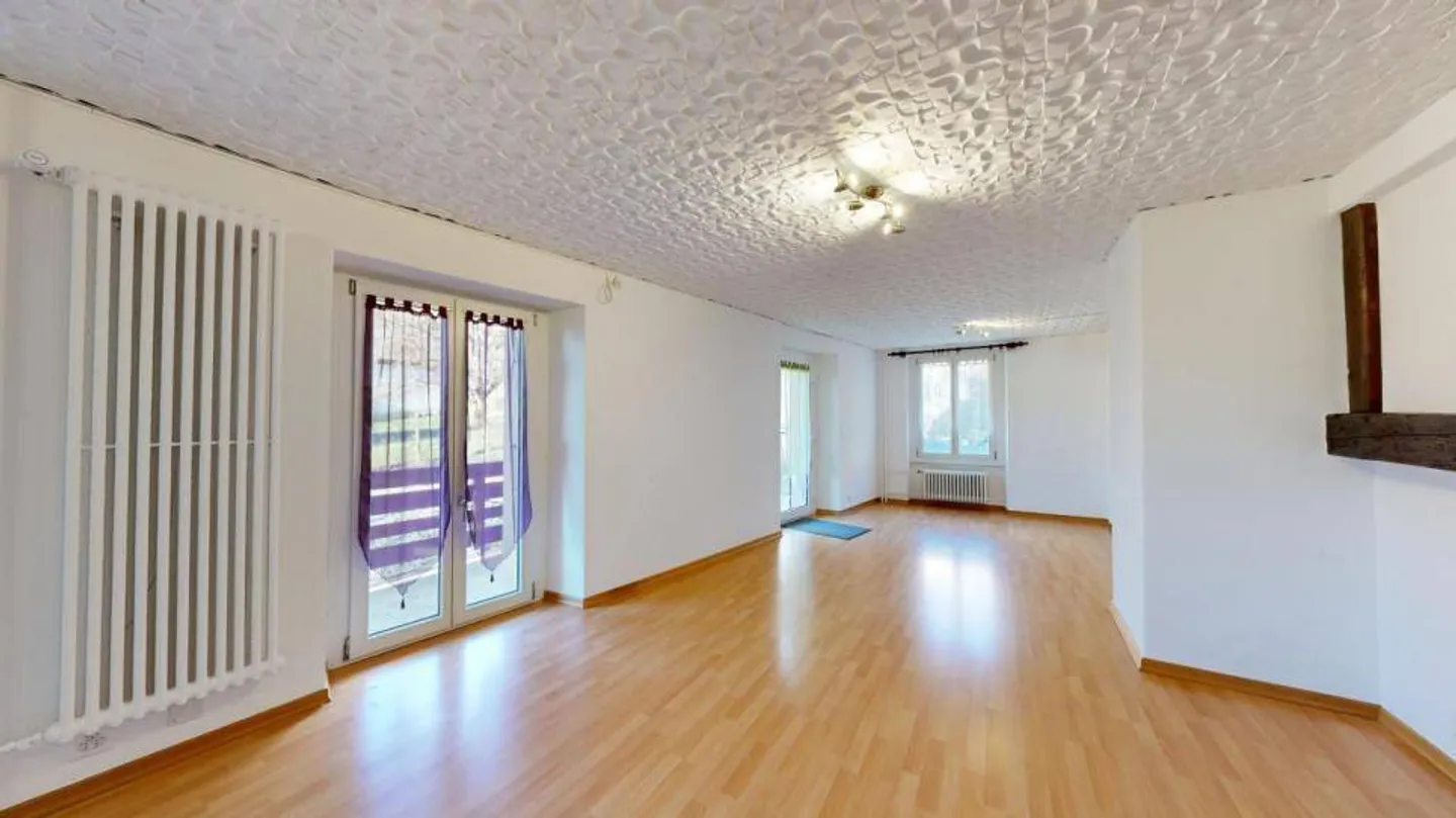 Villa familiare o proprietà di 3 appartamenti a Baulmes - Foto 7 di 13