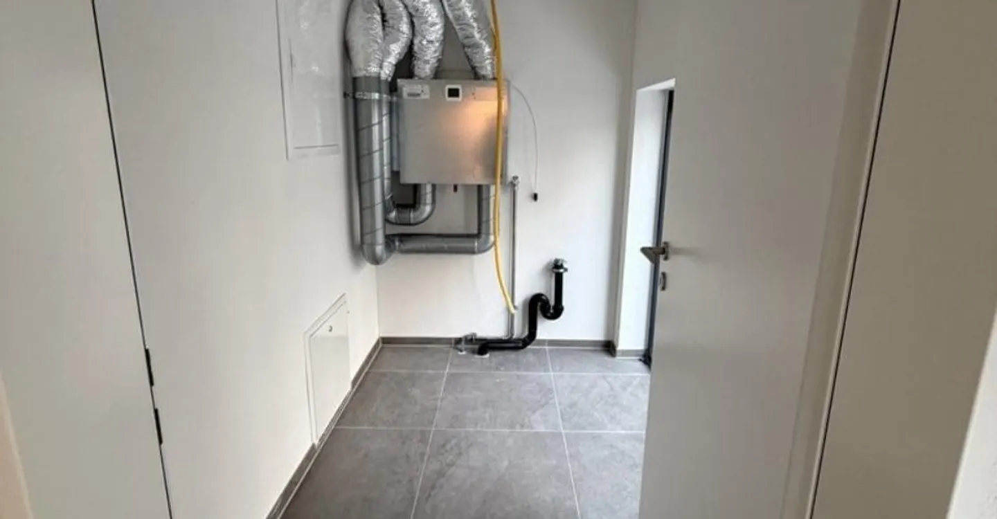 Espace de bureau/commercial attrayant dans un nouveau bâtiment, première occupation à Lucerne/Littau - Photo 6 sur 7