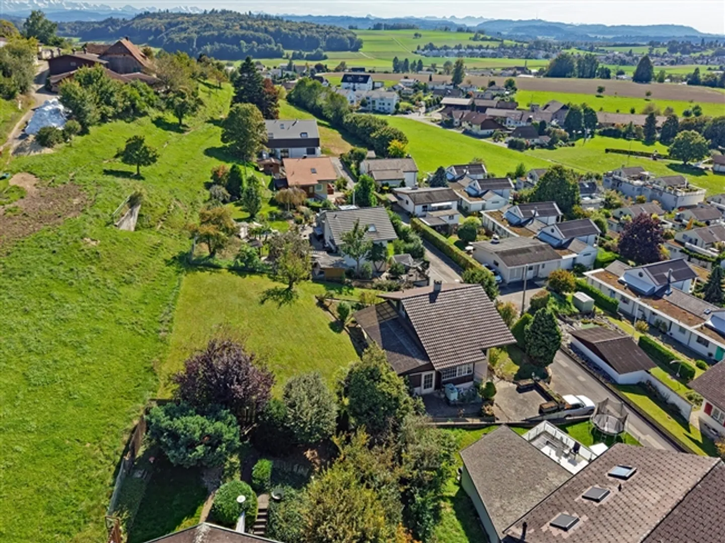 "Bouland a un lago degno di kurtaxe con vista da sogno su Jura, Mitteland e Alpi" - Foto 8 di 20