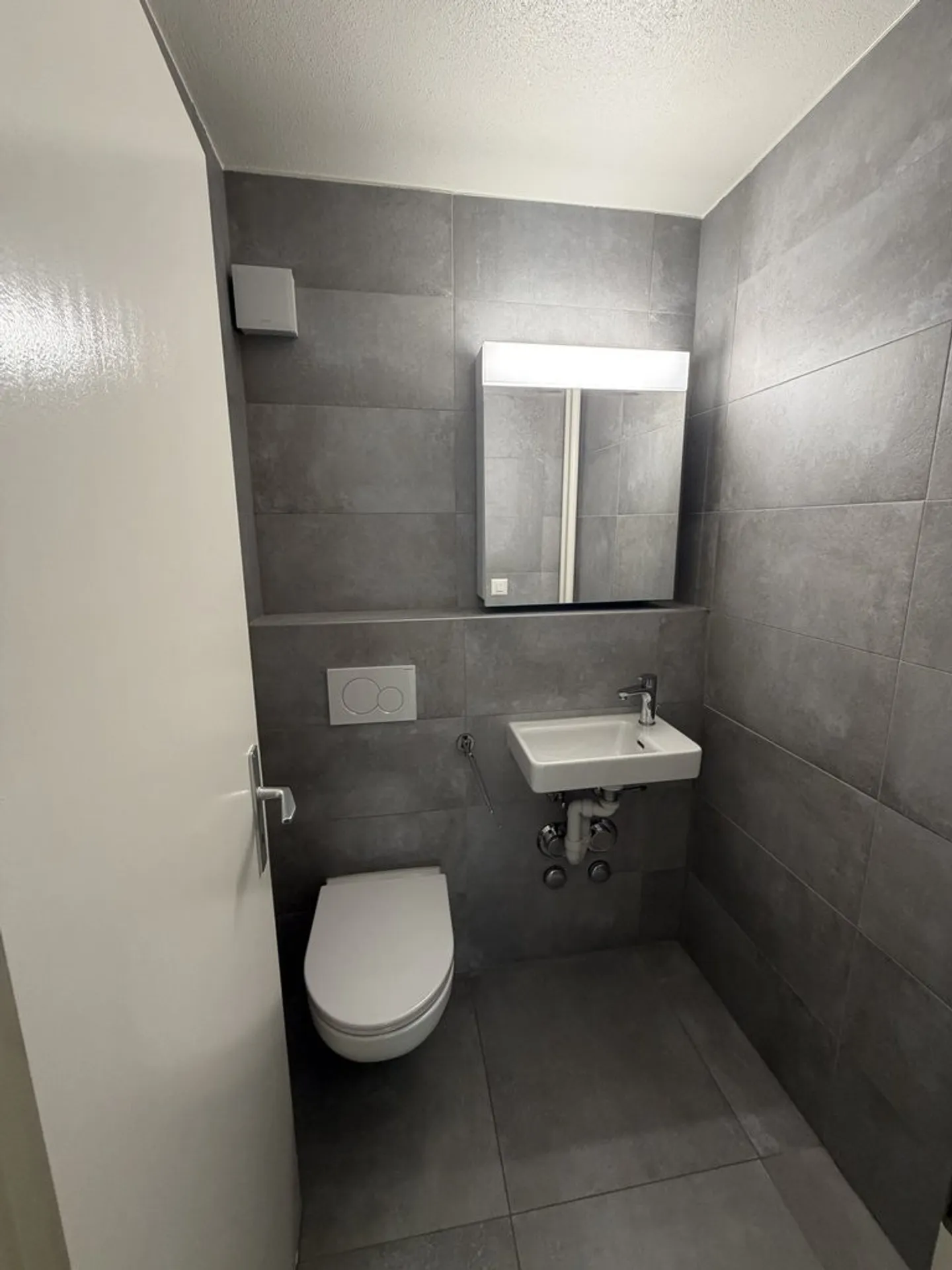 4 Room Apartment - Photo 7 of 7