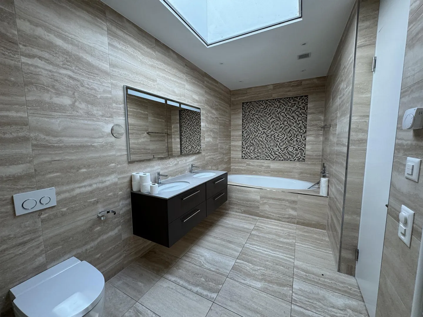 Penthouse mit sehr schöner See- und Weitsicht - Foto 9 di 12