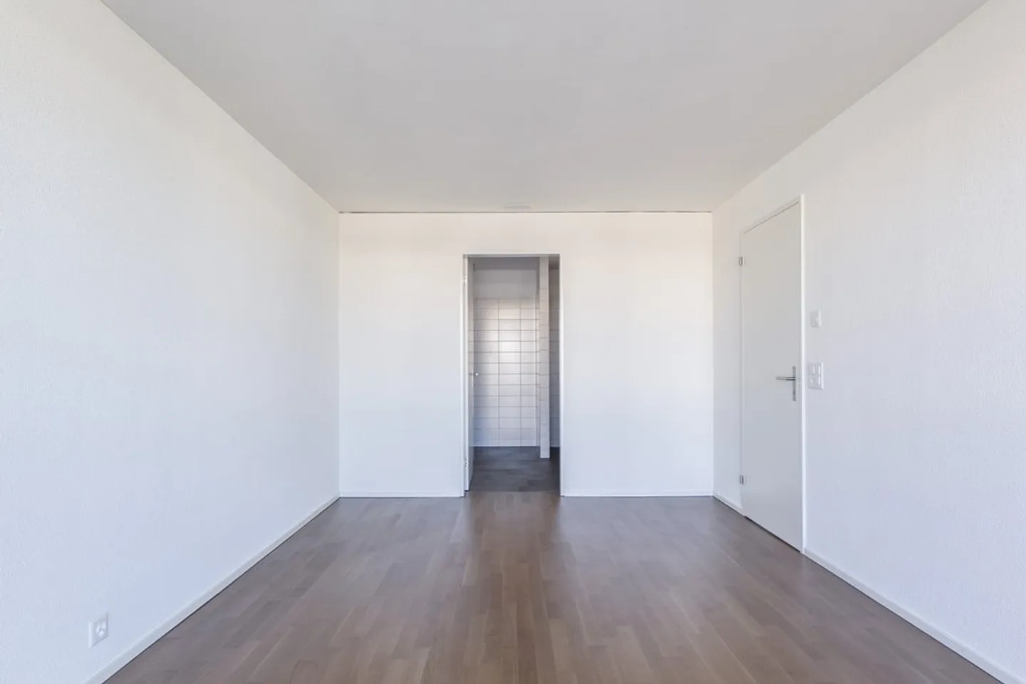 3.5 Room Apartment - Photo 7 of 8