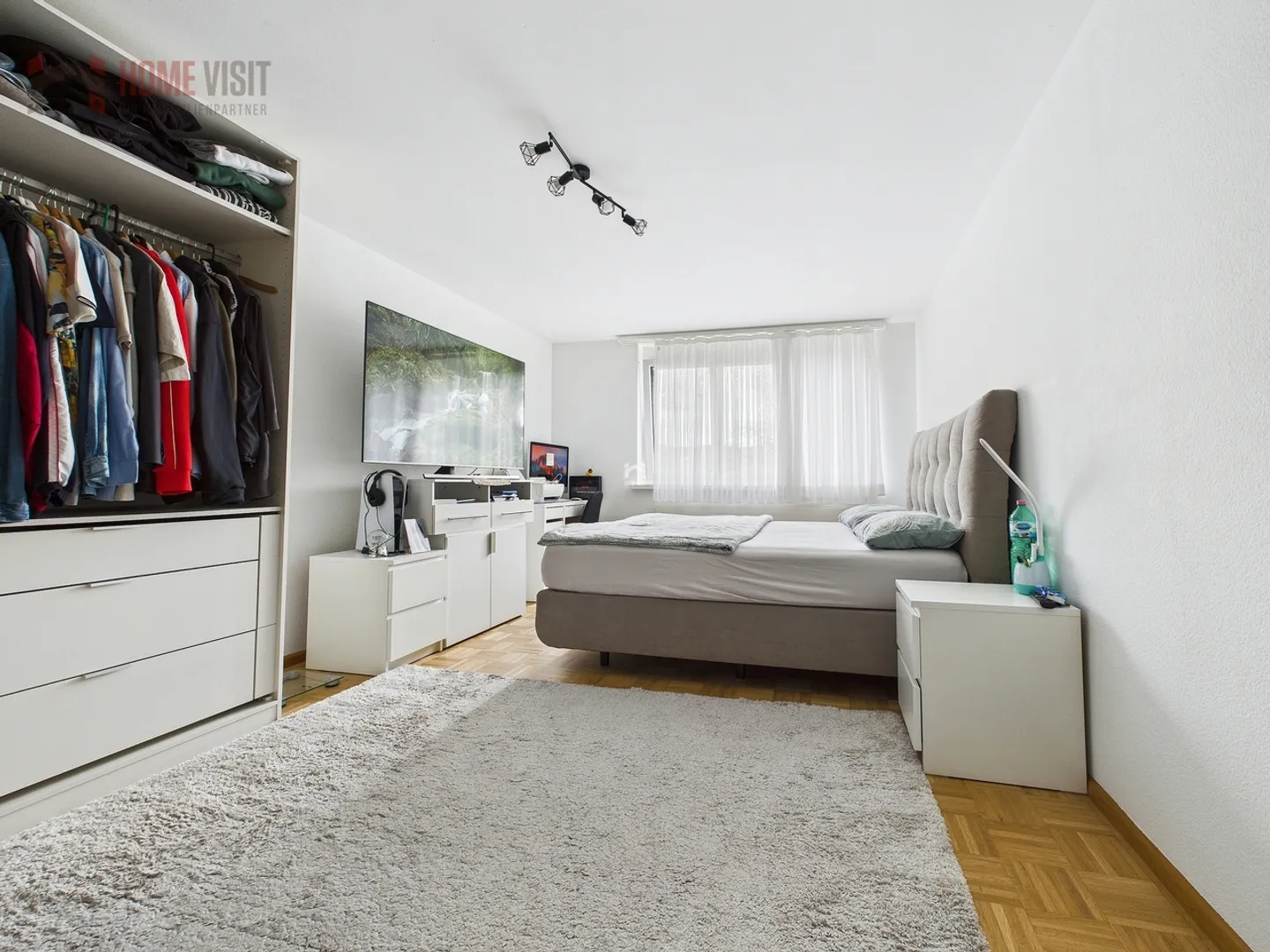 Modernes Apartment mit grossem Balkon - Foto 4 von 9