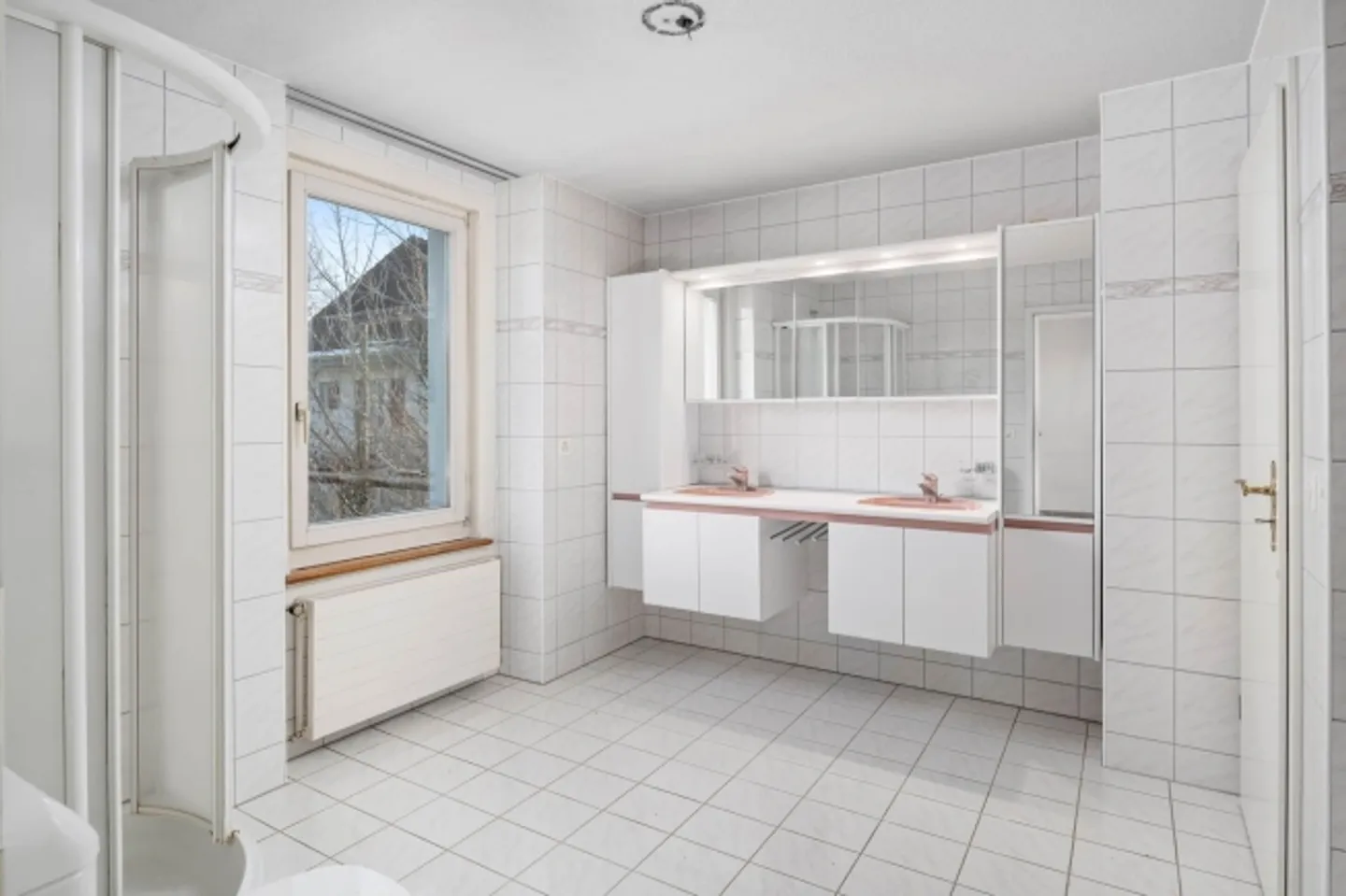 Casa unifamiliare di 5 stanze con riserva di costruzione e giardino in vendita a Wohlen - Foto 4 di 6