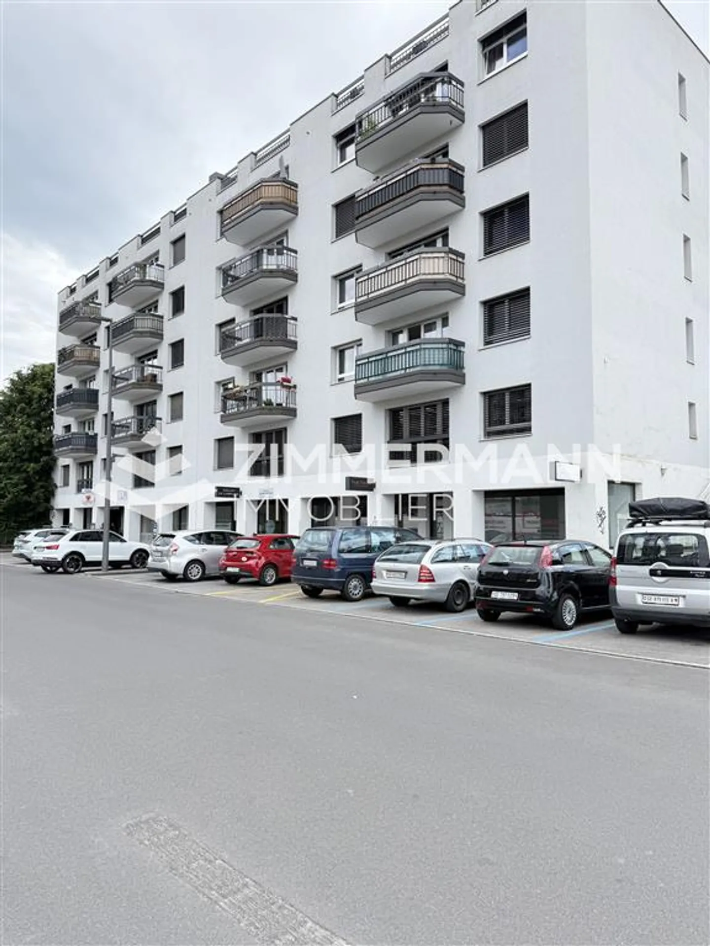 Posto auto coperto a Versoix - Foto 1 di 3