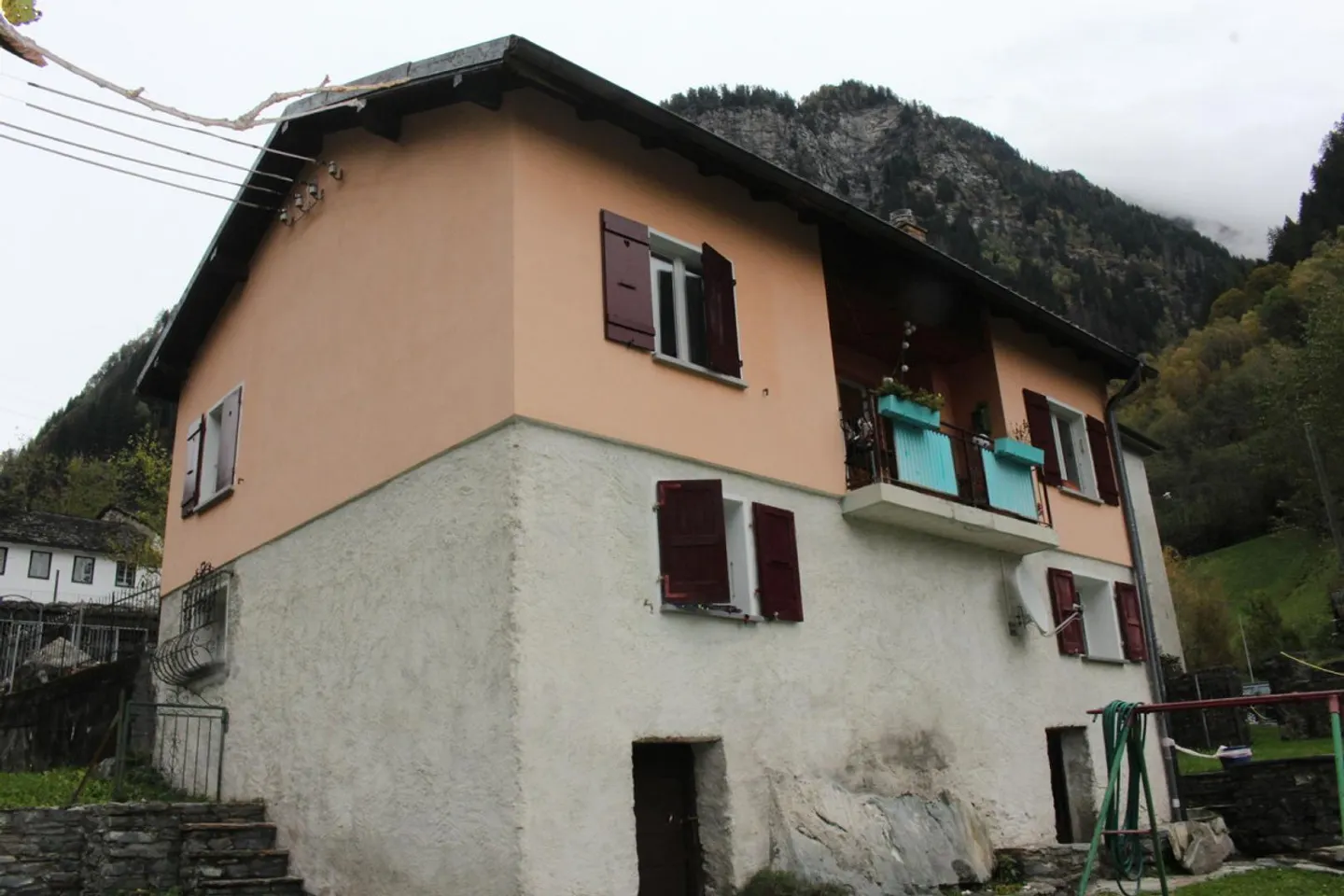 Charming Chalet with Mountain View - Photo 2 of 15