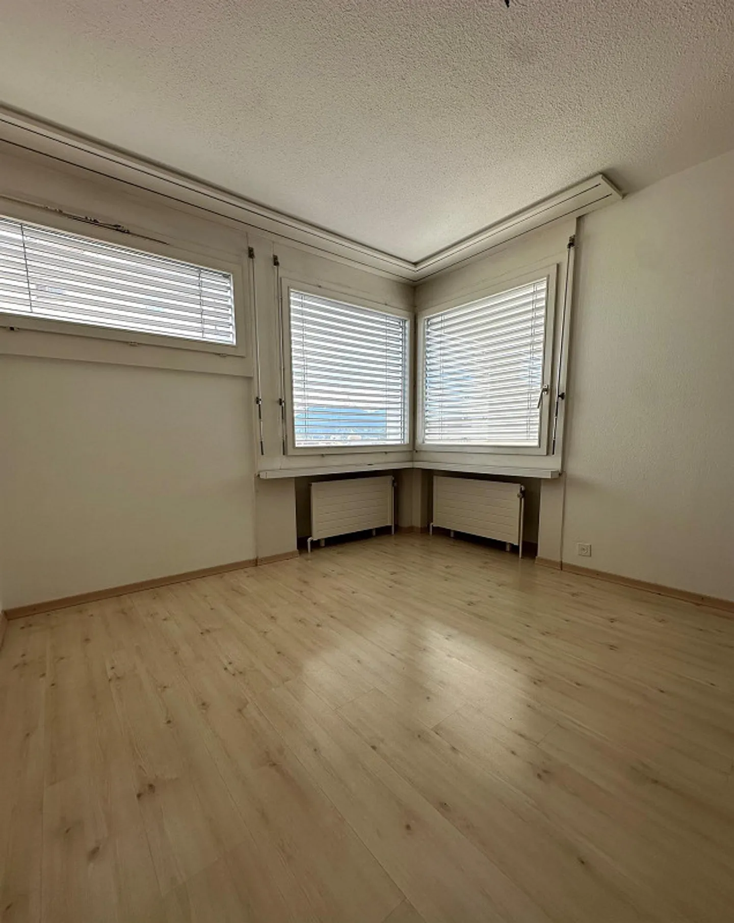 Appartement spacieux de 3,5 pièces au cœur d'Emmenbrücke - Photo 4 sur 8