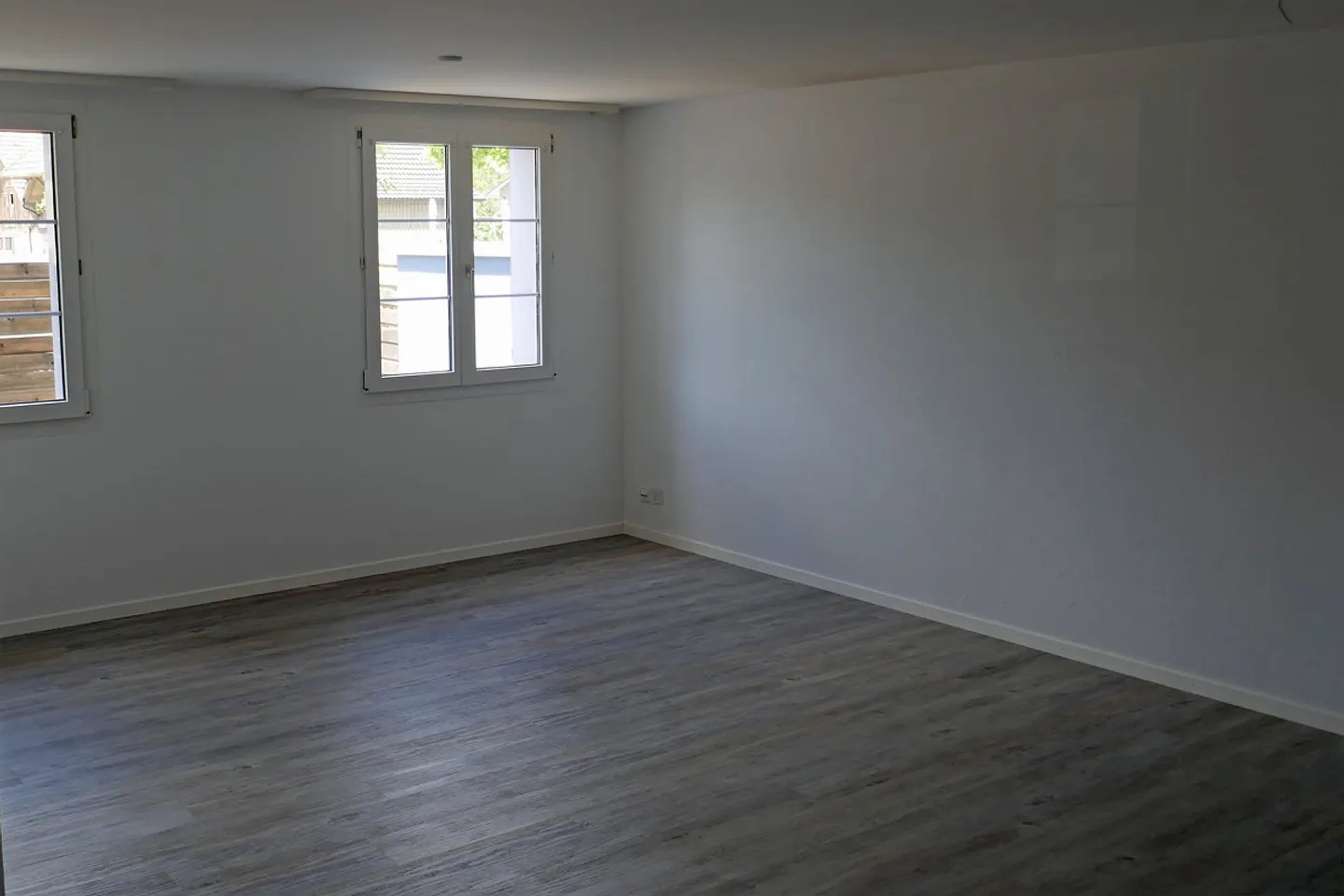 Cozy 3 1/2 Room Apartment - Photo 2 of 6