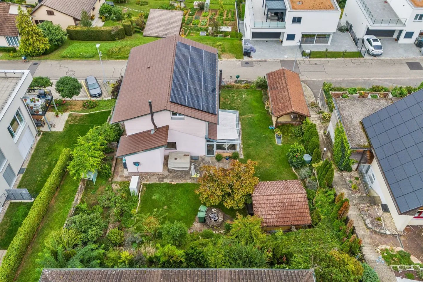 Spazioso con giardino d'inverno e atelier - Foto 1 di 10