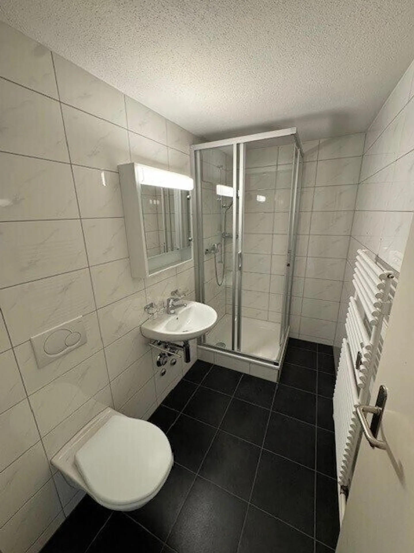 Nous vous recherchons - Photo 6 sur 8