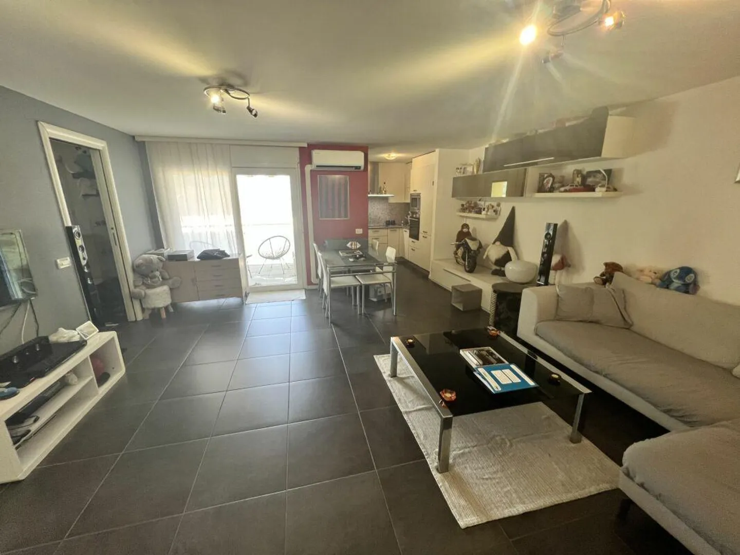 Modernes Dachgeschoss-Apartment - Foto 3 von 12