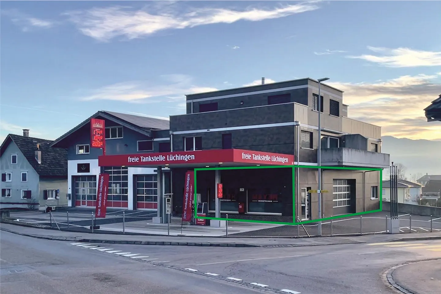 Espace commercial sur une rue très fréquentée (160m2) - Photo 1 sur 6