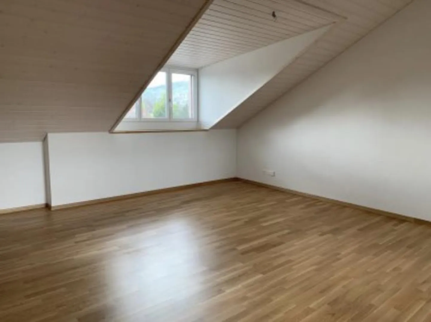 Looking for a new tenant for a beautiful, modern 1.5-room apartment - Photo 1 of 8