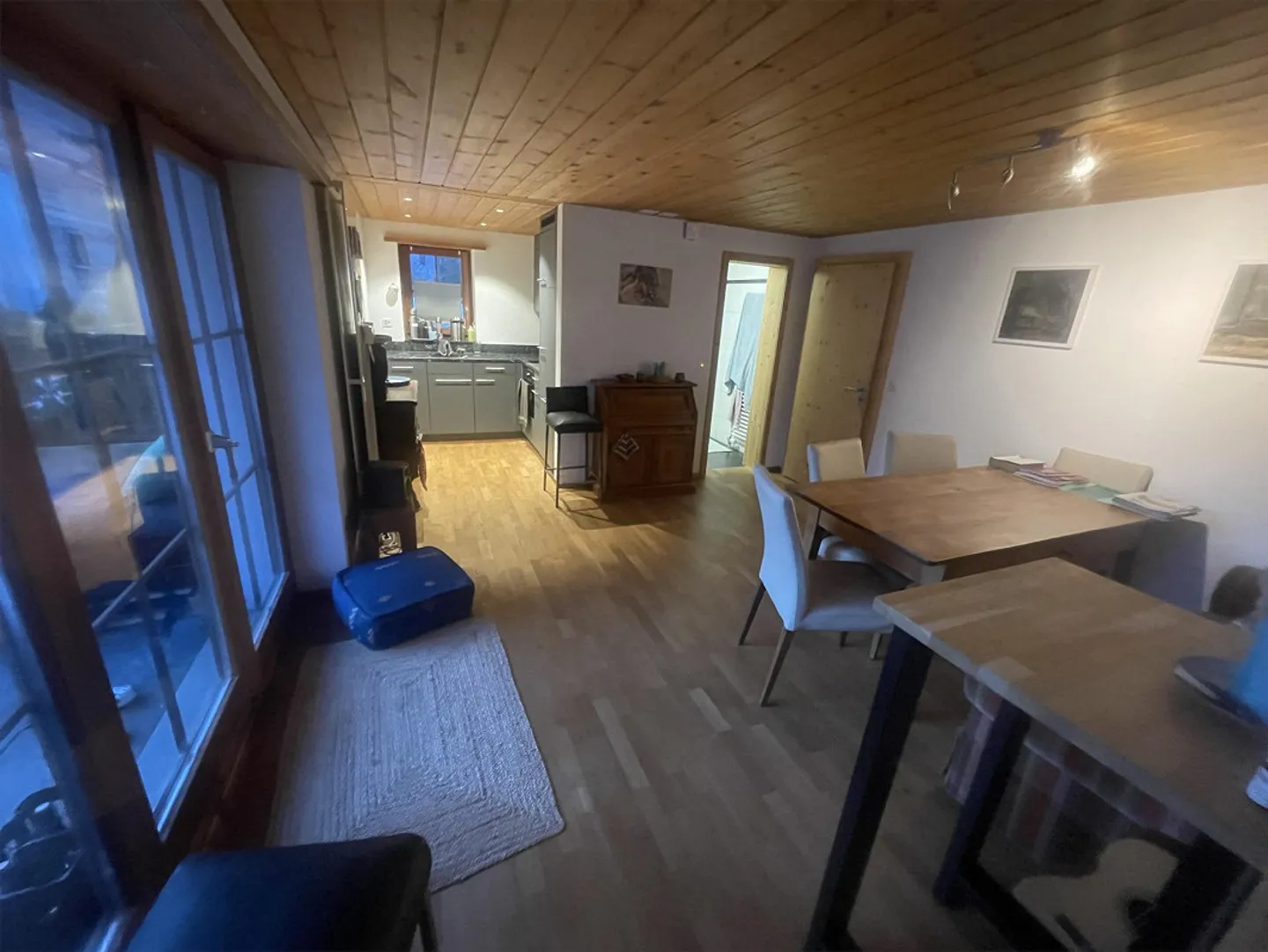 Appartement meublé 2 pièces à Tamins, limité jusqu'en juillet/négociable - Photo 2 sur 6