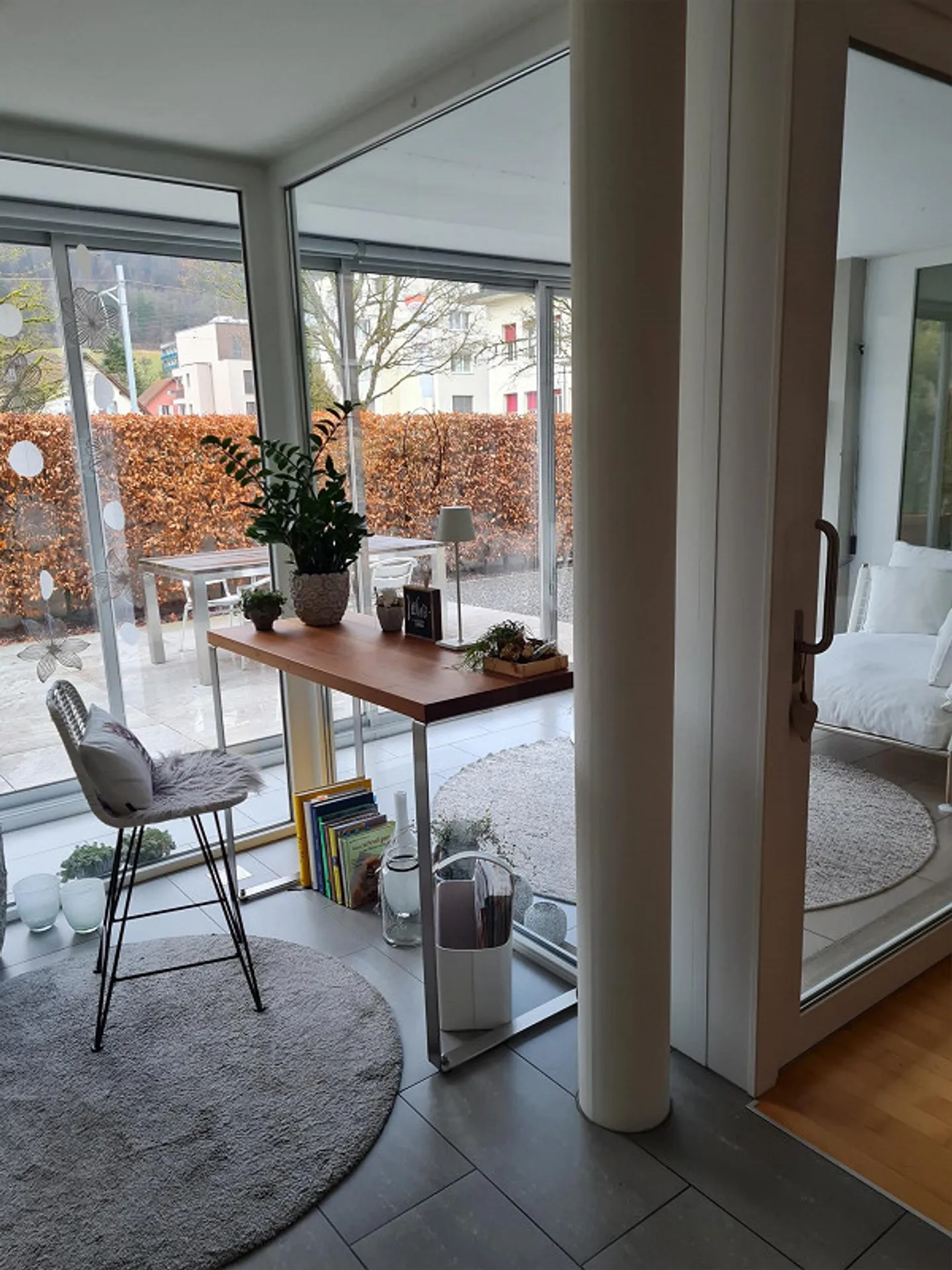 Modern family-friendly 5 1/2 room garden apartment - Photo 5 of 11