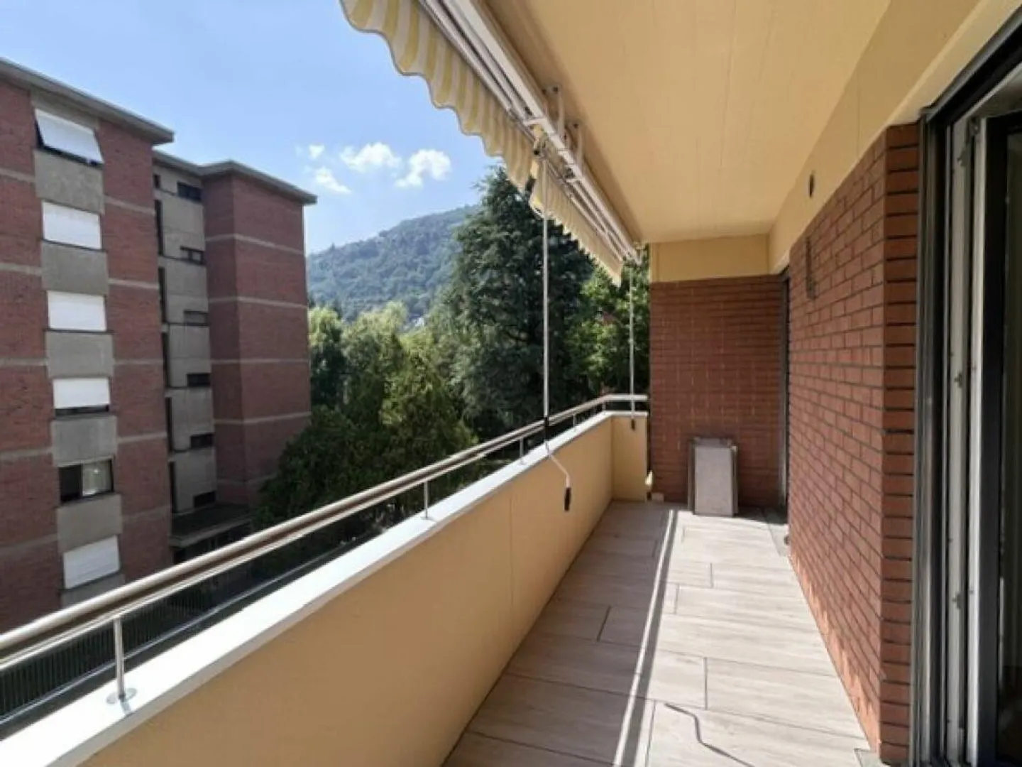 Appartamento ristrutturato ad Agno - Foto 2 di 15