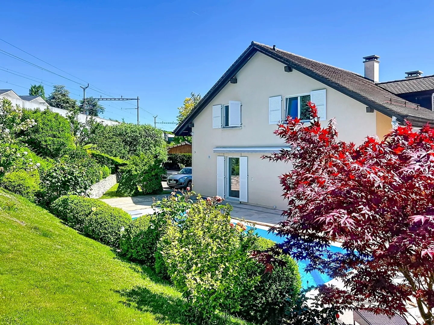 Magnifica villa con piscina a Crans Près Céligny - Foto 2 di 21